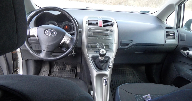 Toyota Auris cena 14400 przebieg: 175000, rok produkcji 2008 z Żary małe 29
